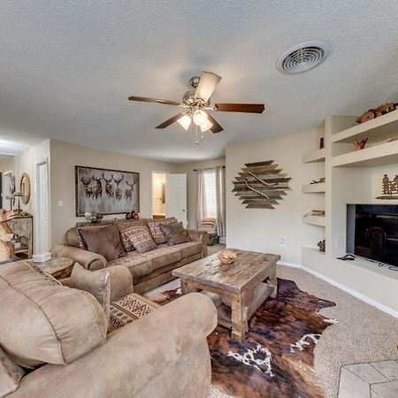Ruidoso Home With Patio, Walk To Restaurants! Ngoại thất bức ảnh