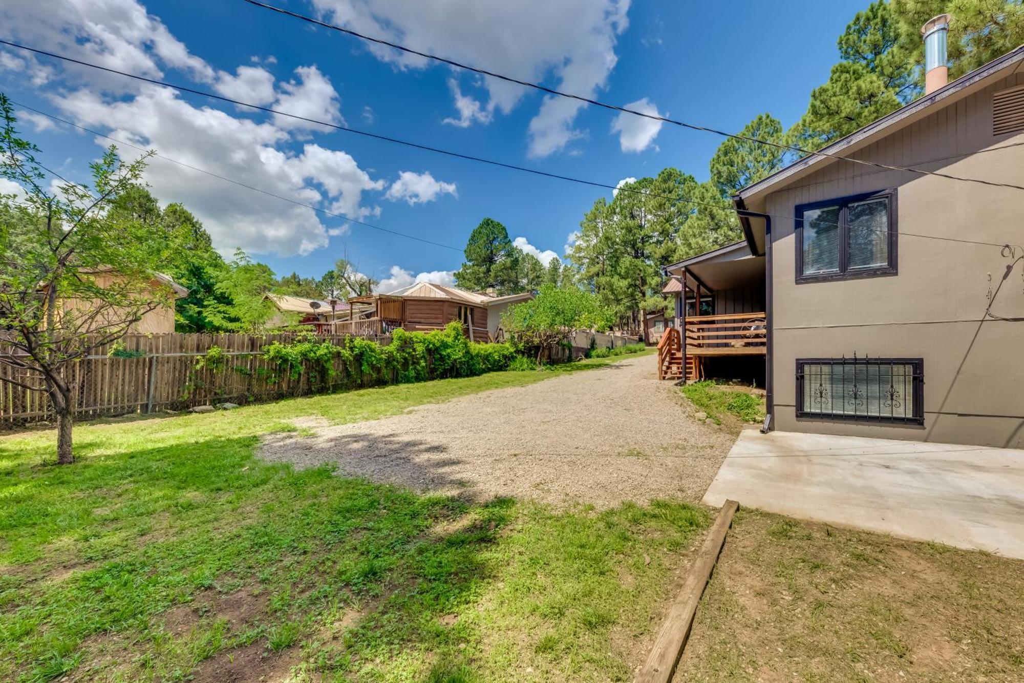 Ruidoso Home With Patio, Walk To Restaurants! Ngoại thất bức ảnh